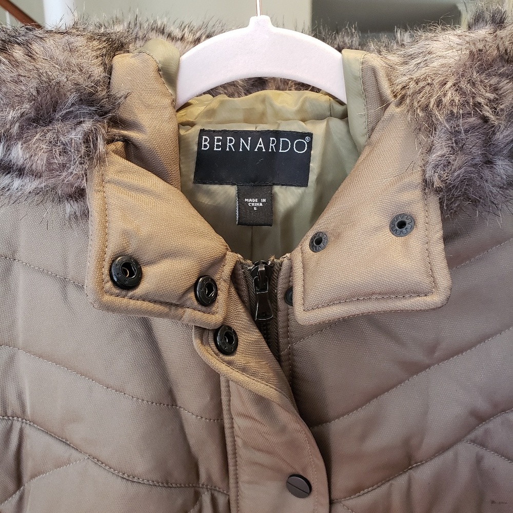 Bernardo Olive Green Winter Coat size S